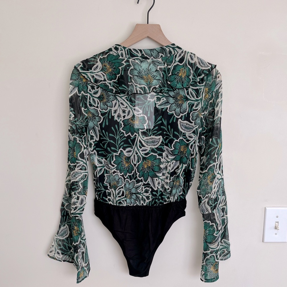NWT Band of the Free Floral Chiffon Ruffle Bodysuit Green Black Women’s Small - Picture 7 of 9